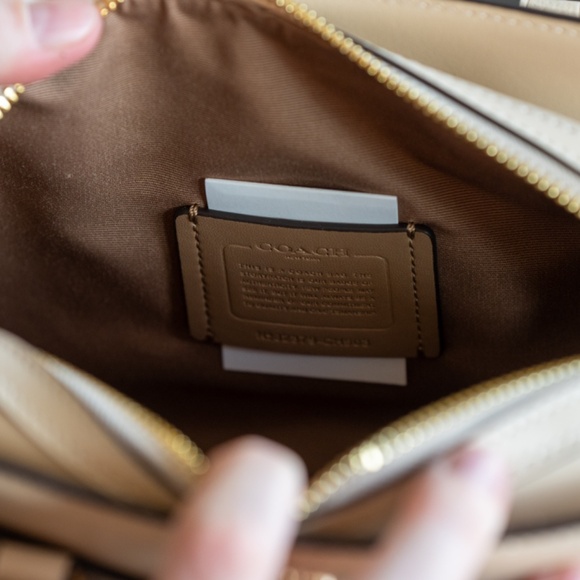 Coach Mini Darcie carryall in blocked signature canvas - Picture 6 of 7